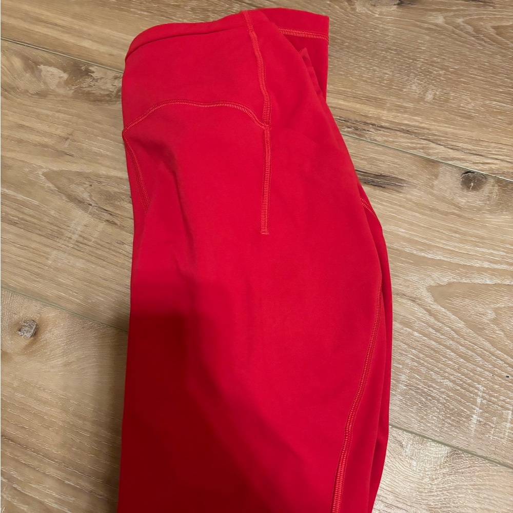 Lulu lemon leggings with pockets